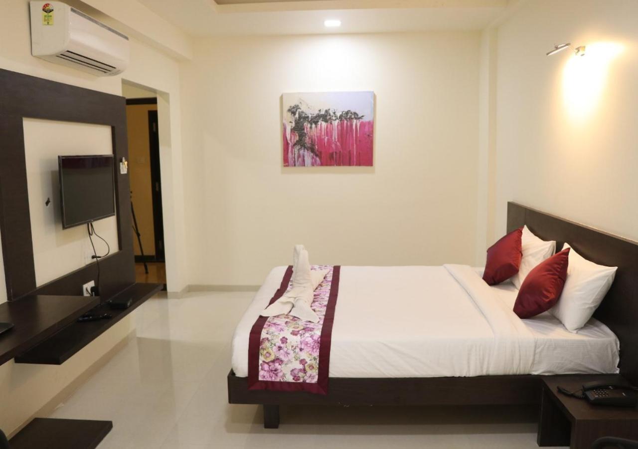 The Hotel Relax Kankavli Kankavali Extérieur photo