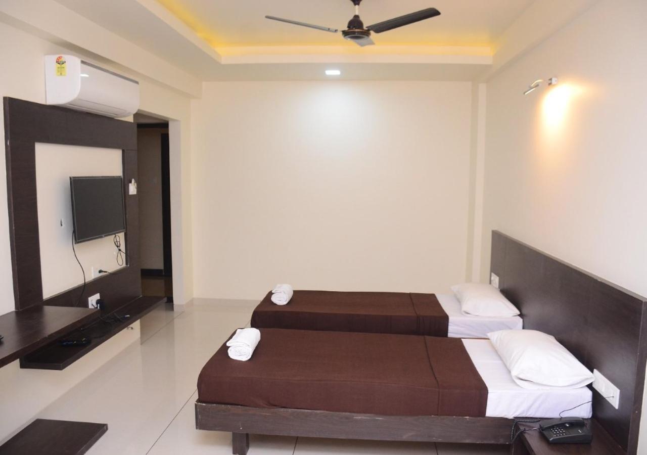 The Hotel Relax Kankavli Kankavali Extérieur photo