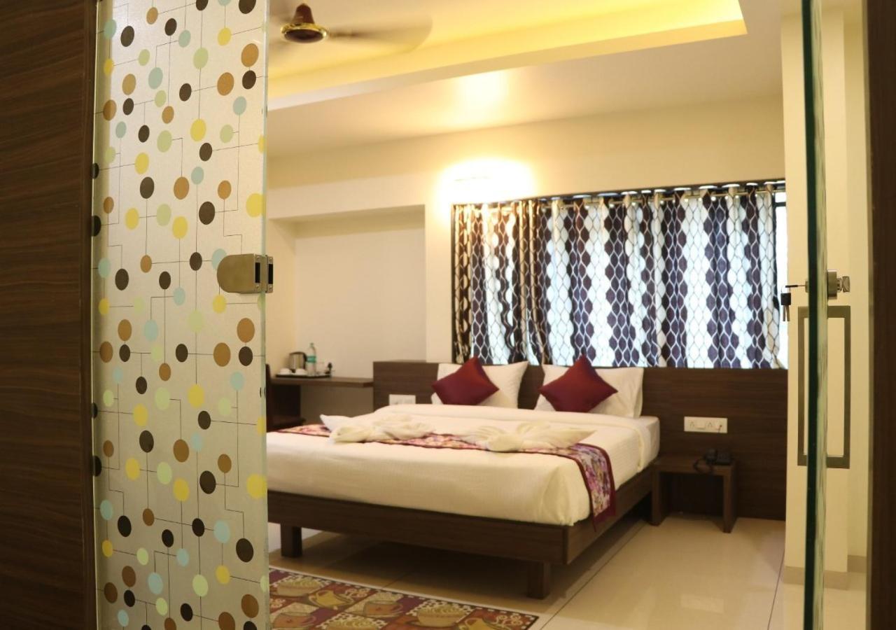 The Hotel Relax Kankavli Kankavali Extérieur photo