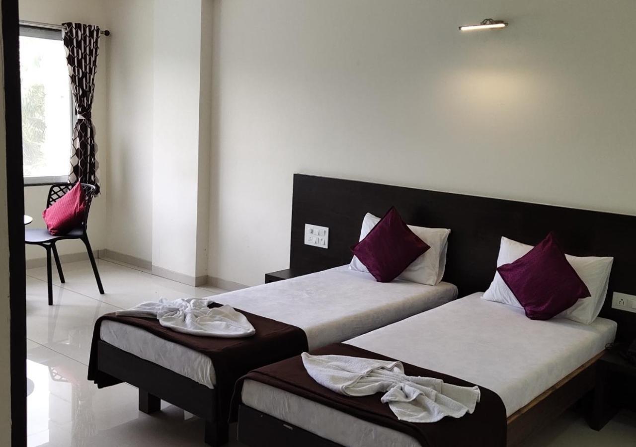 The Hotel Relax Kankavli Kankavali Extérieur photo